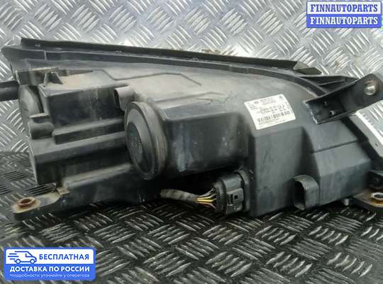 Фара передняя на Volkswagen Tiguan I (5N)