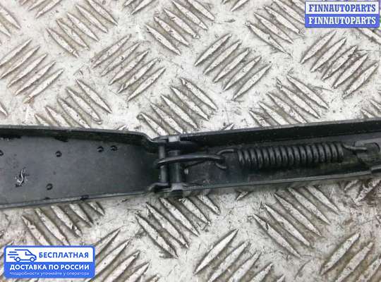 Поводок дворника на BMW 5 (F10/F11)