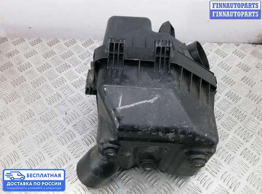 Корпус воздушного фильтра на Toyota RAV4 III (XA30)