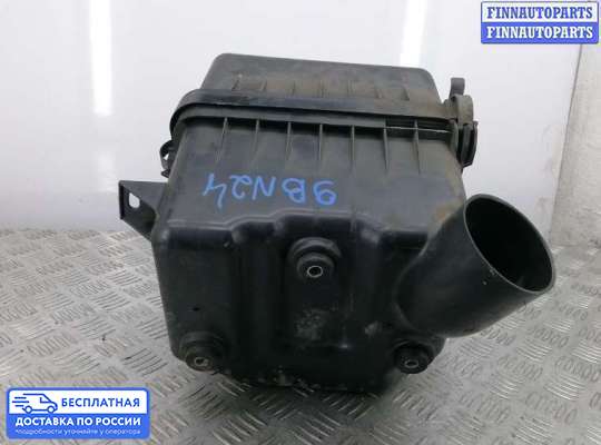 Корпус воздушного фильтра на Toyota RAV4 III (XA30)