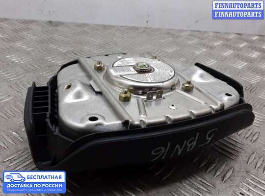 Подушка безопасности водителя (AirBag) на Audi A6 (C5)