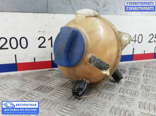 Бачок расширительный на Volkswagen Golf IV (1J)