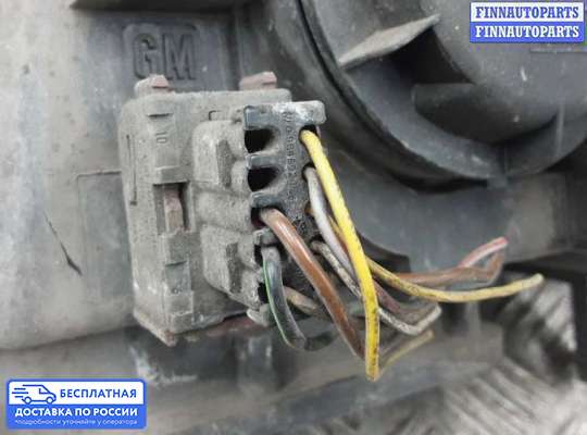 Фара передняя на Opel Meriva A