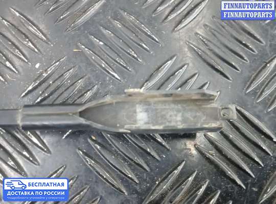 Поводок дворника на Opel Zafira B