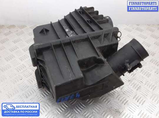 Корпус воздушного фильтра на Mercedes-Benz CLK (W209)
