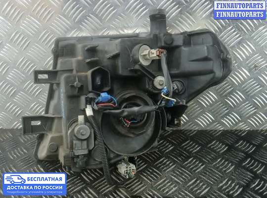 Фара передняя на Nissan Navara / PickUp (D40)
