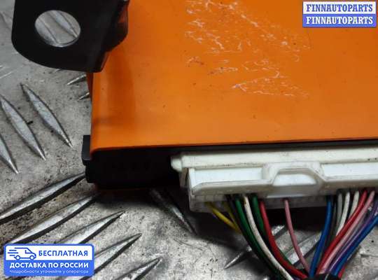 ЭБУ салона (Блок комфорта) на Toyota Prius II