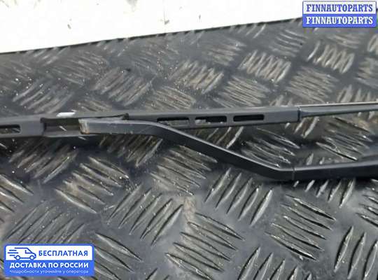 Поводок дворника на Toyota RAV4 II (XA20)