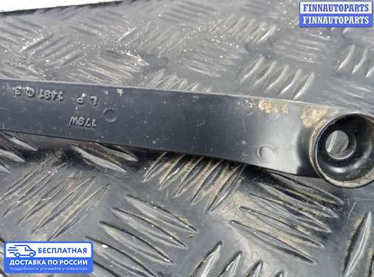 Поводок дворника на Toyota RAV4 II (XA20)