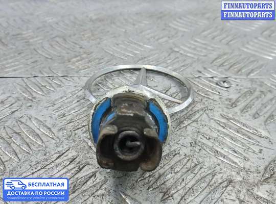 Эмблема (значок) на Mercedes-Benz E (W211)