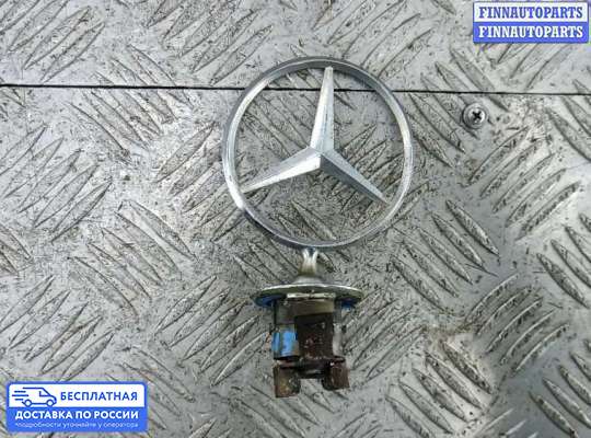 Эмблема (значок) на Mercedes-Benz E (W211)