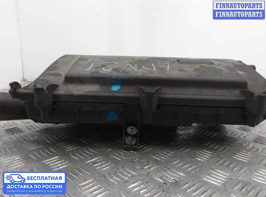 Корпус воздушного фильтра на Volkswagen Golf IV (1J)