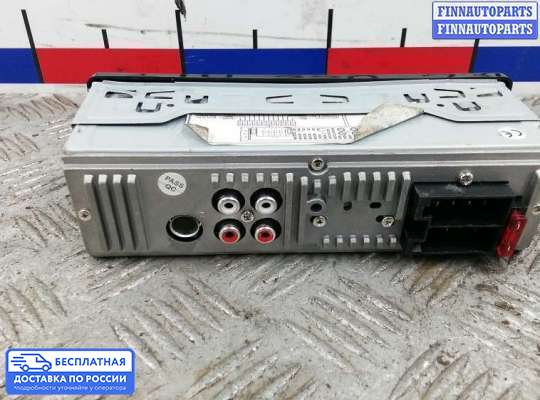 Магнитола на Volkswagen Golf V (1K)