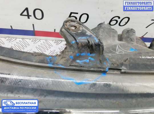 Фара передняя на Mitsubishi L200 (KA, KB)