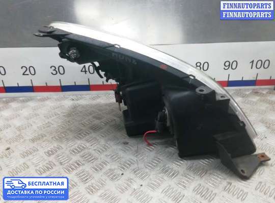Фара передняя на Toyota Corolla Verso III (AR10)