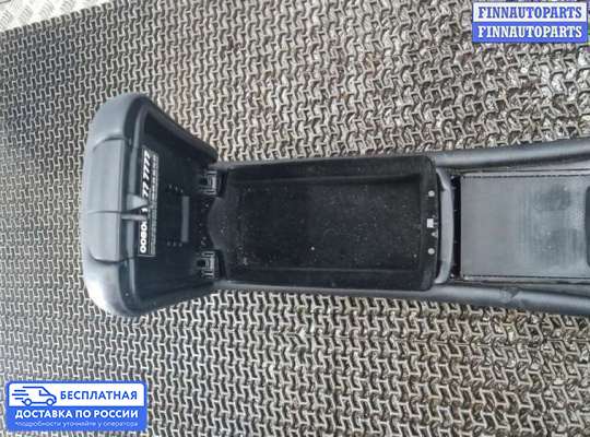 Подлокотник на Mercedes-Benz C (W203)