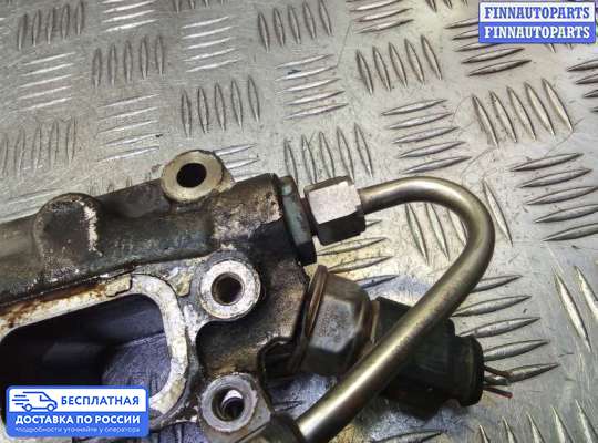 Рампа (рейка) топливная на Volkswagen Golf VI (5K)