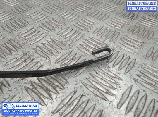 Поводок дворника на Toyota Avensis II (T250)