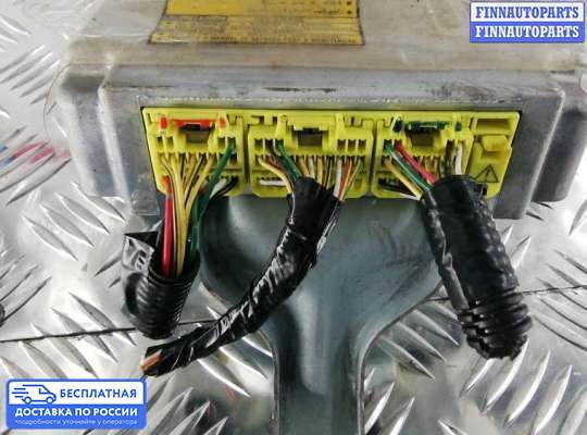 ЭБУ AIRBAG (электронный блок управления подушками безопасности) на Lexus RX II (XU30)