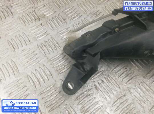 Фара передняя на Nissan Juke