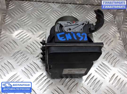 Блок ABS на Audi A4 (8E/8H, B7)