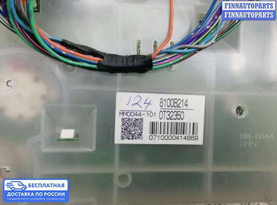 Щиток приборов на Mitsubishi Pajero IV