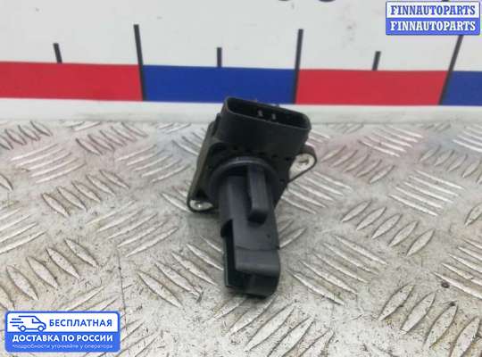 Датчик расхода воздуха (ДМРВ) на Toyota Land Cruiser Prado 120
