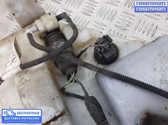 Бачок омывателя на Volkswagen Touareg I (7L)