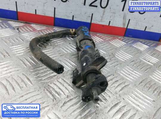Моторчик (насос) омывателя на Peugeot 307