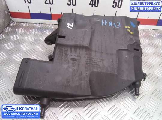 Корпус воздушного фильтра на Mercedes-Benz S (W221)