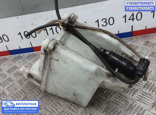 Бачок омывателя на Nissan Juke