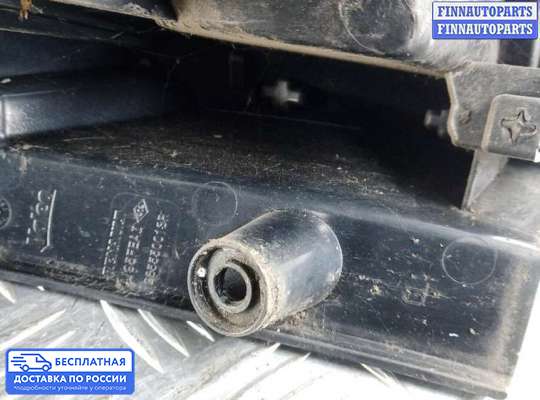 Фонарь задний на Renault Scenic III