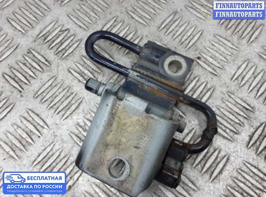 Петля двери на Audi A6 (C5)