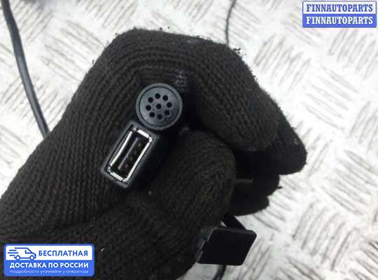 Дисплей бортового компьютера на Chrysler 300C I (LX)