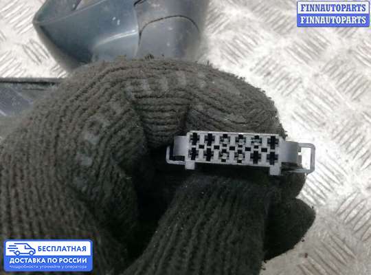 Зеркало боковое на Volkswagen Passat B5 (3B)