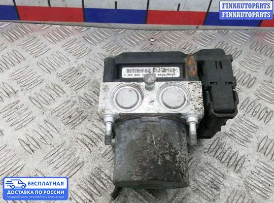 Блок ABS на Nissan Tino V10