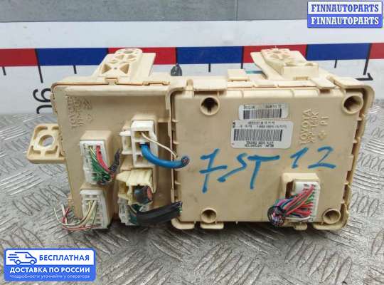 Блок предохранителей на Toyota Avensis II (T250)