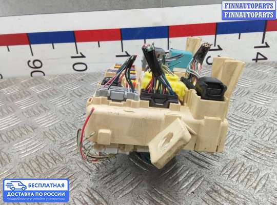 Блок предохранителей на Toyota Avensis II (T250)