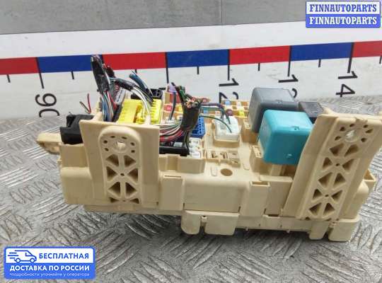 Блок предохранителей на Toyota Avensis II (T250)