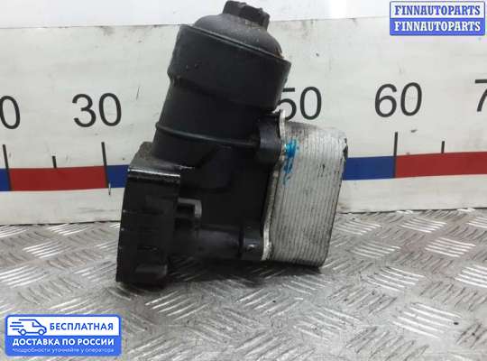 Корпус масляного фильтра на Volkswagen Passat B7 (36)
