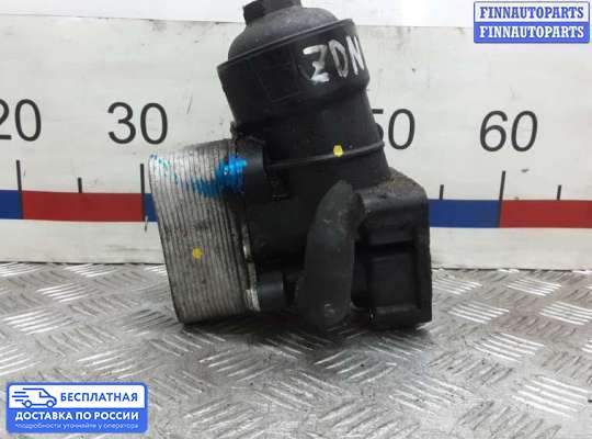 Корпус масляного фильтра на Volkswagen Passat B7 (36)