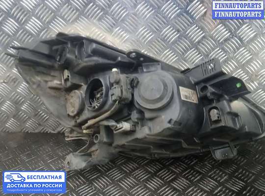 Фара передняя на Renault Clio III