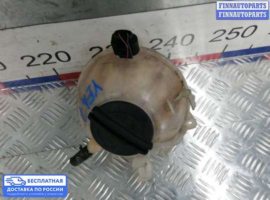 Бачок расширительный на Volkswagen Passat CC (357)