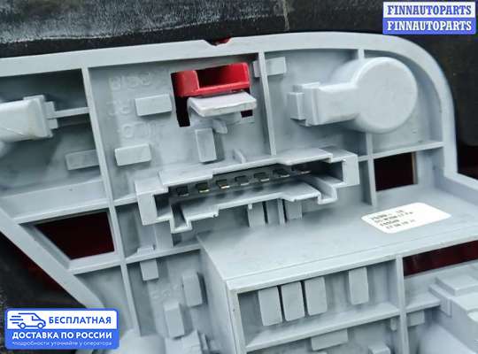 Фонарь задний на Mercedes-Benz C (W204)