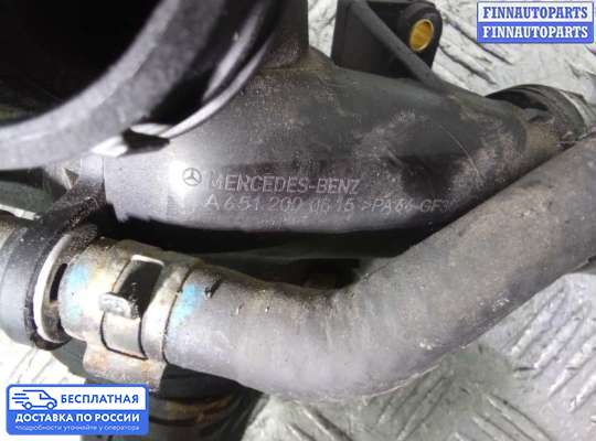 Корпус термостата на Mercedes-Benz C (W204)