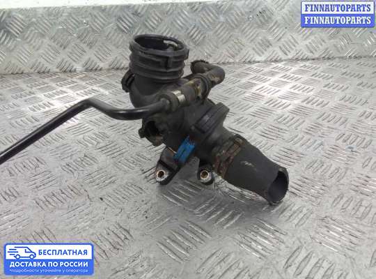 Корпус термостата на Mercedes-Benz C (W204)