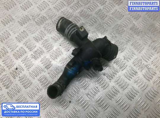 Корпус термостата на Mercedes-Benz C (W204)