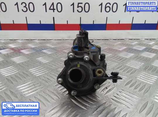 Корпус термостата на Renault Duster