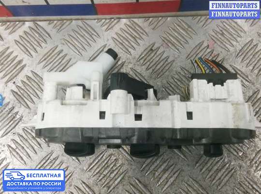 Блок управления печкой на Ford Focus II