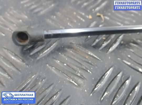 Амортизатор крышки багажника на Opel Mokka